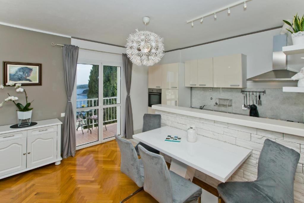 Villa Milton Luxe Hvar Đảo Hvar Ngoại thất bức ảnh