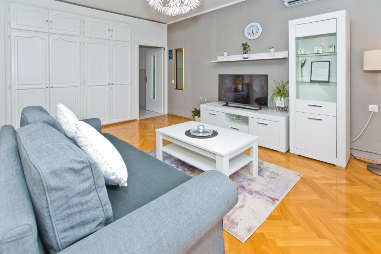 Villa Milton Luxe Hvar Đảo Hvar Ngoại thất bức ảnh